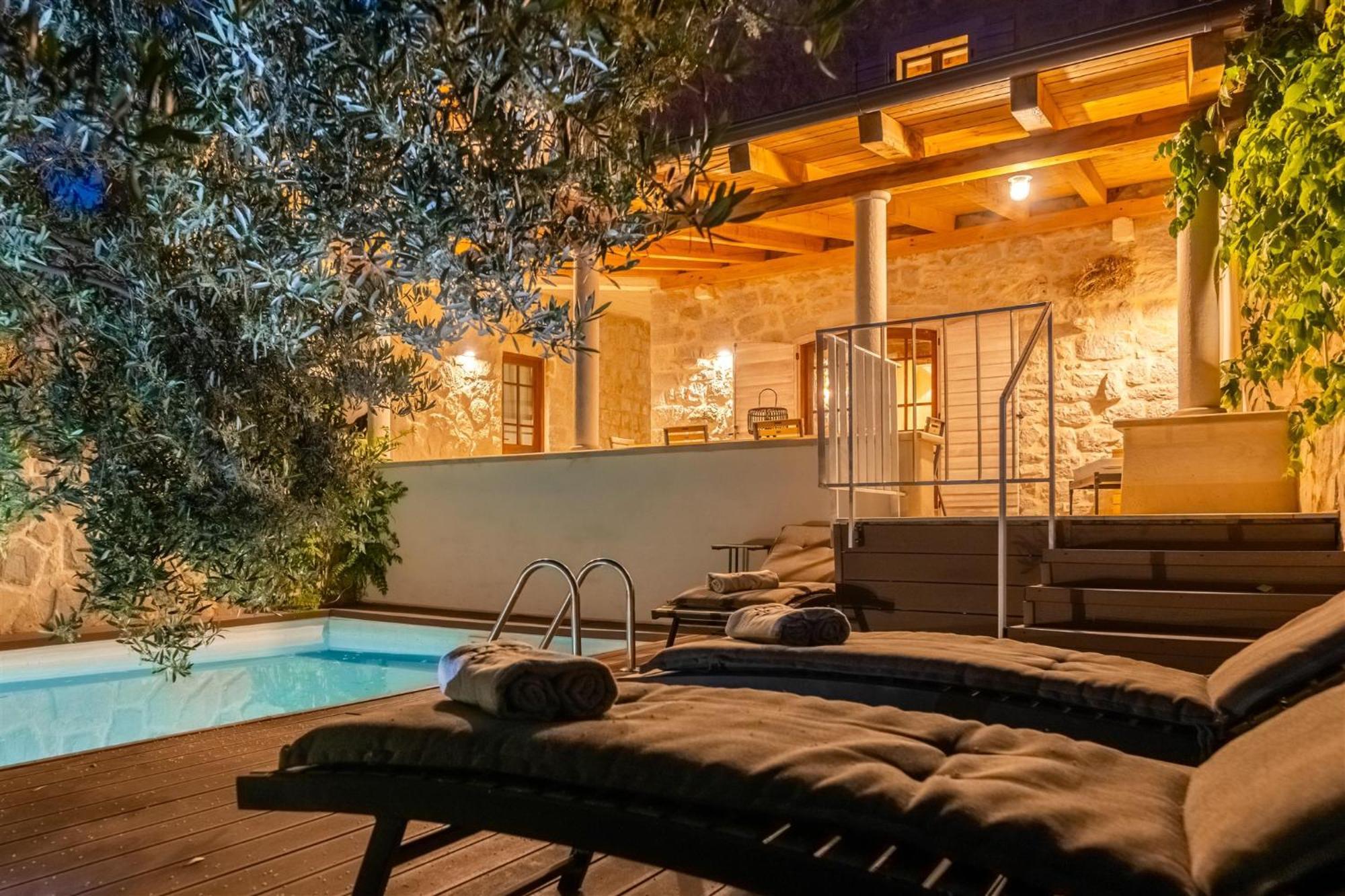 Dvor Pitve Villas Елса Номер фото